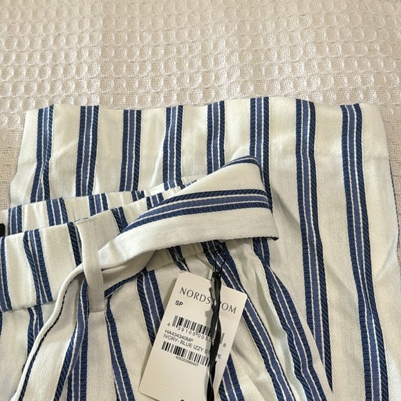Halogen NWT Blue Izzy Striped Tie Waist Cropped Pants - Picture 6 of 9
